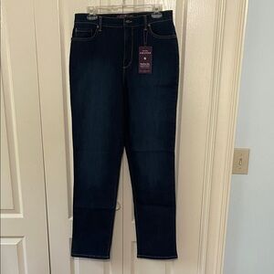 Gloria Vanderbilt Straight Leg Jeans